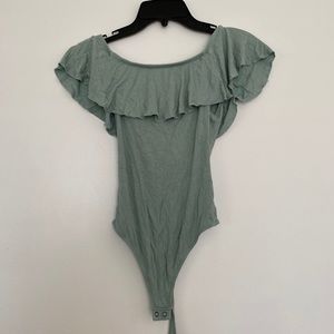 Express Bodysuit off the shoulder